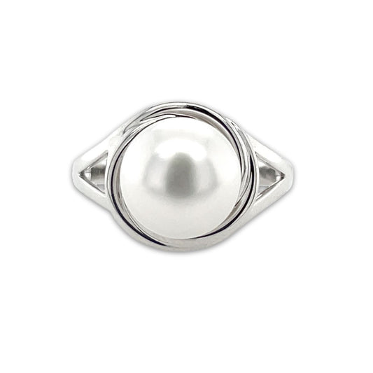 9ct White Gold 9-10mm South Sea Pearl, Circle Surround Ring