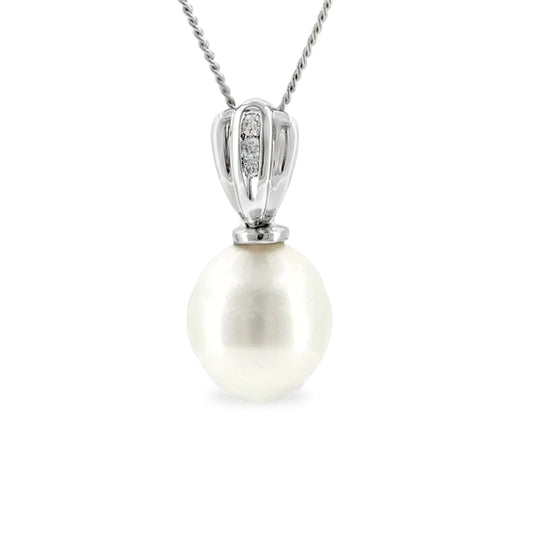 9ct White Gold 13.5mm South Sea Pearl & Diamond Pendant