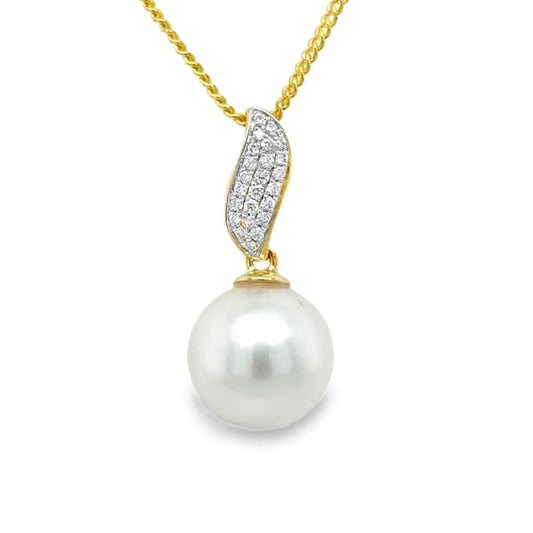 9ct Yellow Gold 10-11mm South Sea Pearl & Diamond Pendant