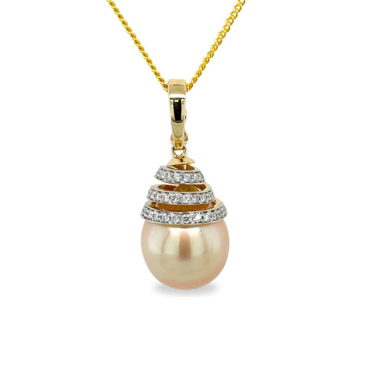 9ct Yellow Gold 14mm Gold South Sea Pearl, Diamond Beehive Enhancer