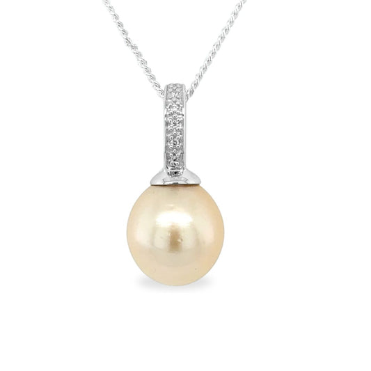 9ct White Gold 12mm Gold South Sea Pearl & Diamond Pendant