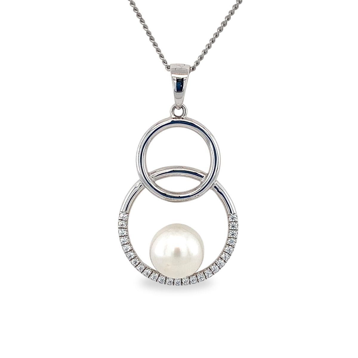 Sterling Silver 8-9mm South Sea Pearl Circle Pendant