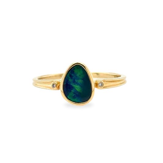 14ct Yellow Gold Doublet Opal & Diamond Ring