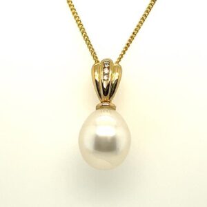 9ct gold 13.5mm South Sea pearl & diamond pendant