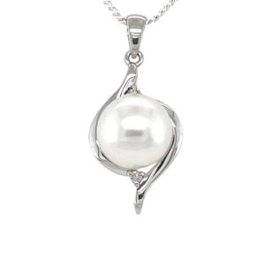 9ct White Gold 9mm South Sea Pearl & Diamond Pendant