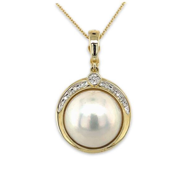 9ct Yellow Gold 12mm Mabe South Sea Pearl & Diamond Enhancer Pendant
