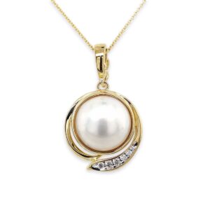 9ct Yellow Gold 12mm Mabe Pearl & Diamond Pendant